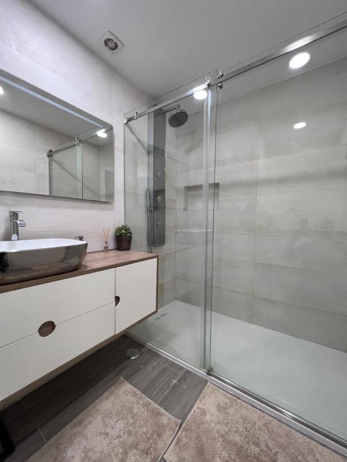 Charmoso Apartamento - Penha De Franca Lisbon Luaran gambar